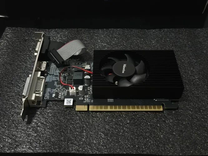 NVIDIA GeForce GT 730 (4 GB)<br>