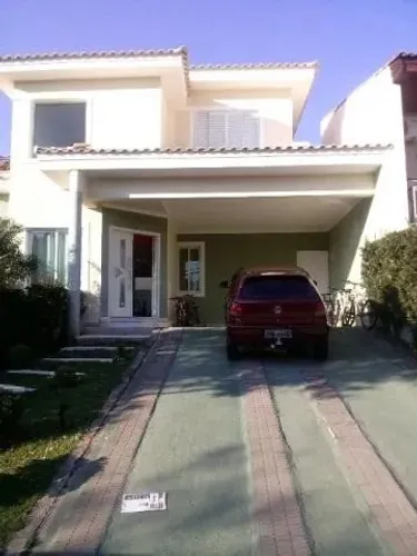 Casa em condomínio no Granja Olga, Sorocaba-SP! 3 quartos, 3 suítes, 3 salas, 4 vagas e 33