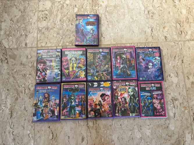 Lote Com 11 Dvds Monster High Em Excelente Estado.