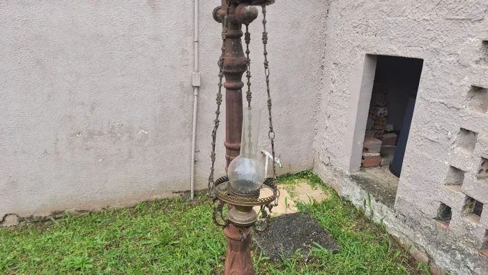 Arandelas,lutres e rodapés