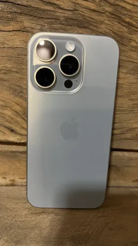 iPhone 15 pro 128 gb impecável