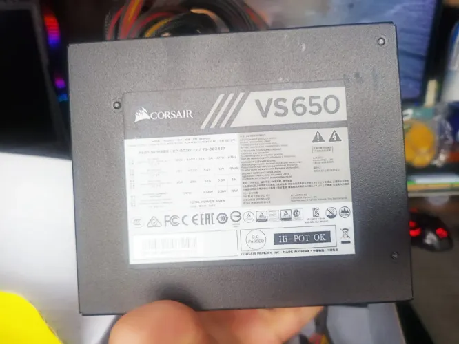 Fonte Corsair VS 650