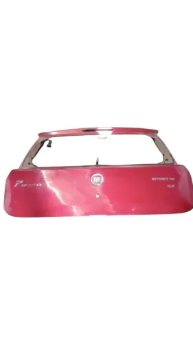 TAMPA DE MALA FIAT PUNTO 2008 VERMELHA ORIGINAL