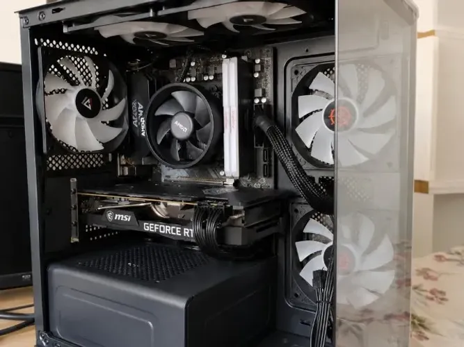 PC Gamer completo Ryzen 5500, RTX 3070, 16GB 3200Mhz