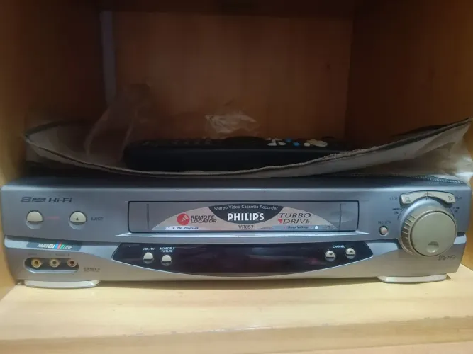 Video Cassete Philips VR857 Perfeito com Controle Original