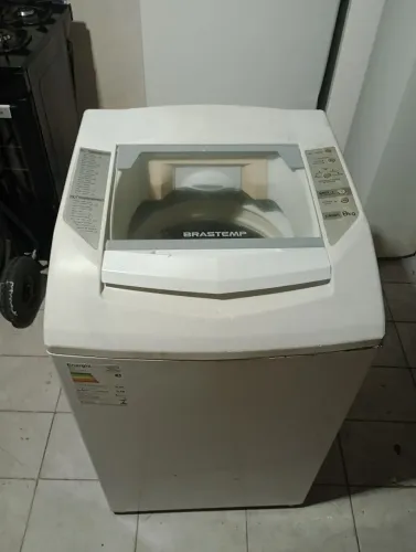SM vende-se Máquina Brastemp 