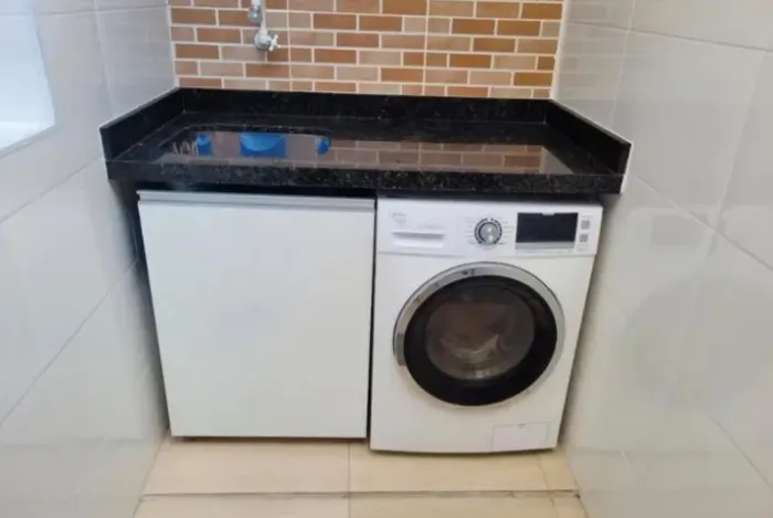 NICHO GABINETE PARA TANQUE COM RODINHAS