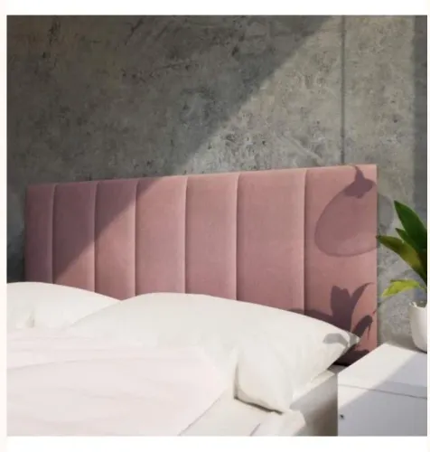 Cabeceira Estofada Suede Uvaia Rosa Madeiramadeira de 350,00 por 150,00.