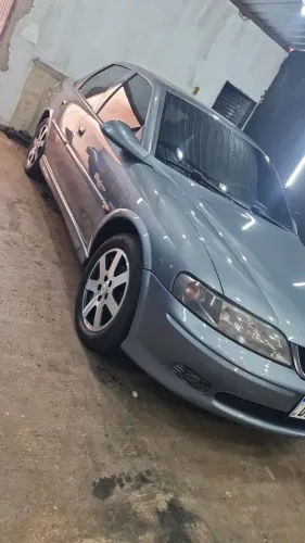 Chevrolet Vectra GLS/ Challenge 2.2 MPFI 16V 2001