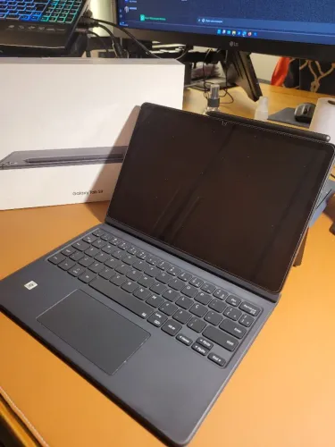 Samsung Galaxy TAB S9, 256/12GB RAM, cor grafite, c/ acessórios originais e nota fiscal.