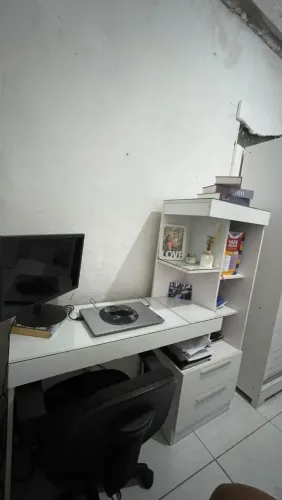 Mesa de escrivaninha