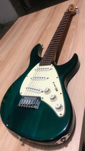 Guitarra Cort s400
