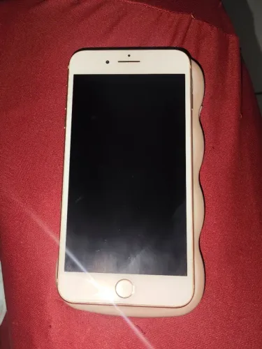 iPhone 8 Plus 