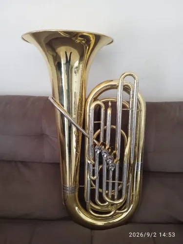 Tuba Quasar QTU702