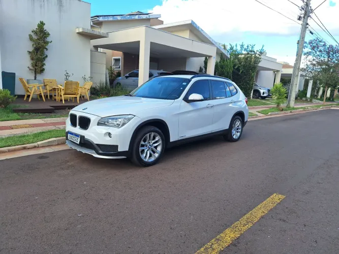 BMW X1 Sdrive 20I 2.0/2.0 TB Acti.flex Aut. 2015