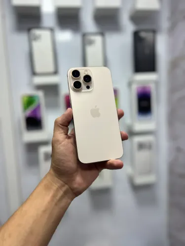 iPhone 16 Pro Max - 256GB Desert