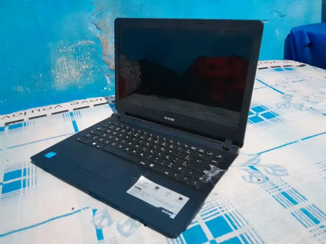 Notebook COM DEFEITO