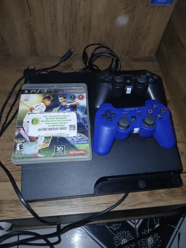 PlayStation 3 com 2 controles 1 jogo original PS2013