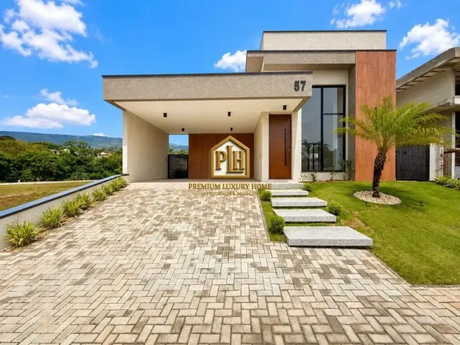 CASA COM 3 SUITES TOTALMENTE TÉRREA DENTRO DE CONDOMINIO EM ATIBAIA