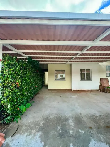 Casa em condominio 2 Qts com OPORTUNIDADE