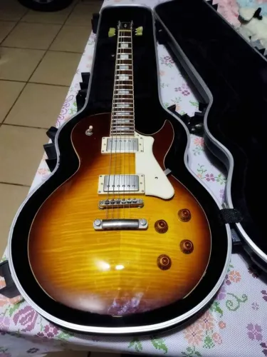 Guitarra Les Paul CORT CR250