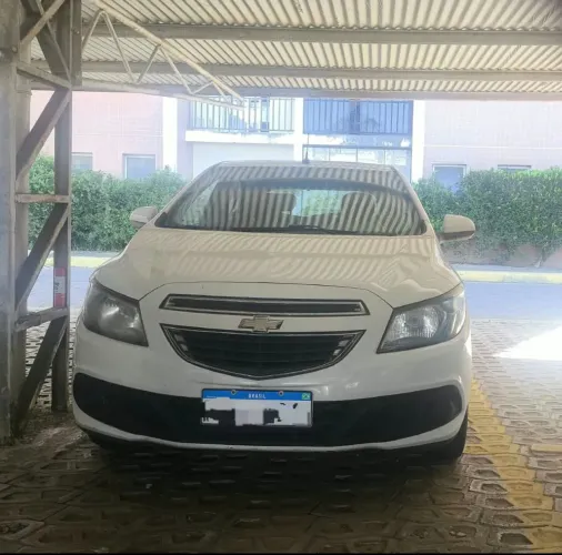 Chevrolet Onix Hatch LT 1.4 8V Flex Power Aut. 4P 2015