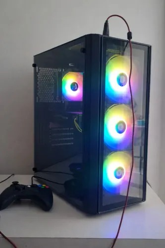 Pc gamer sem monitor 