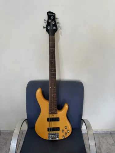 Baixo Tagima Millenium 5 cordas em ótimo estado
