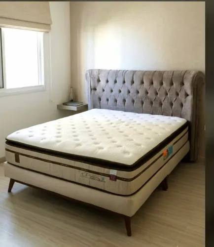 Ótima oportunidade! Cama Box Queen+Cabeceira+Colchão