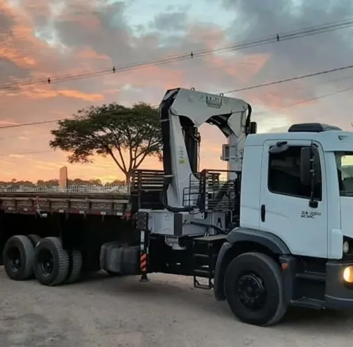 Caminhão Vw 24.250 munck