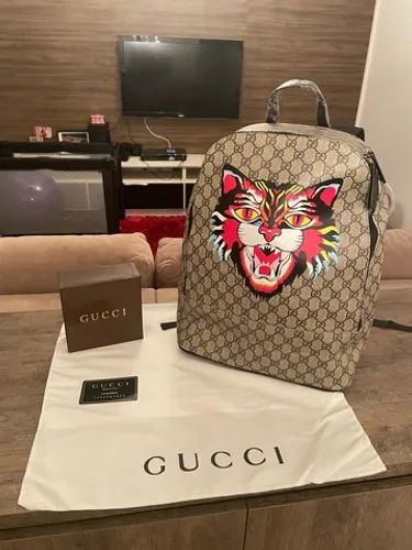 Mochila Gucci leão