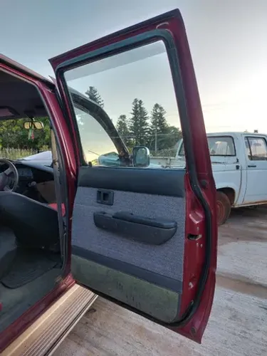 Porta Traseira Toyota Hilux SR5 1996/2004 Lado Direito 