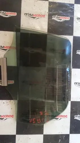 Vidro traseiro esquerdo corsa