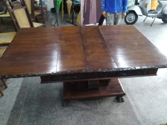 Mesa Renascença de 8 Lugares que estende