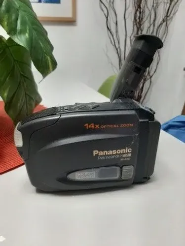 Camera filmar Panasonic antiga 