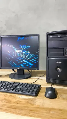 Computador i5 2ª Geração 2.400ghz 4gb + Hd 500Gb Daten + Tela 17 *completo*