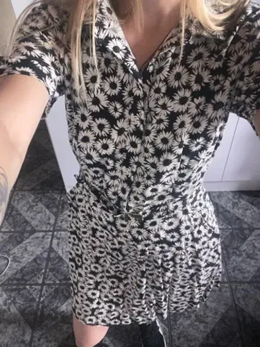 Vestido curto de manga/Forever 21