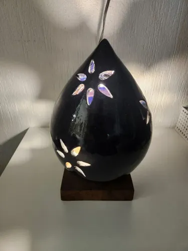 Luminária artesanal em cerâmica