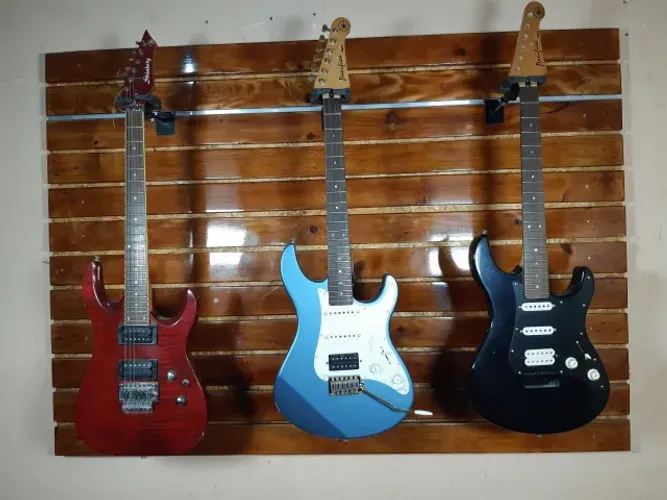 Painel canaletado para guitarra/baixo/violao com entrega para regiões próximas