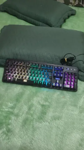 Teclado gamer Flakes Power - com fio