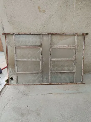 Janela Basculante de Ferro 1,20 x 0,80 - Preço CAIU!