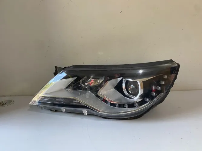 Farol esquerdo Tiguan Led 2009/2010/2011