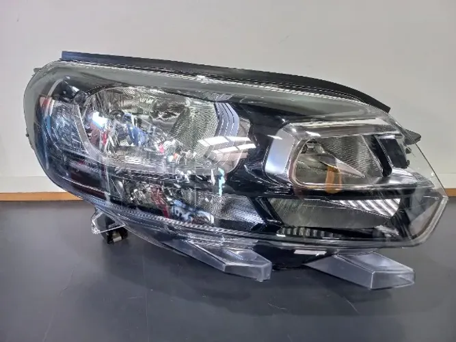 Farol Citroen Jumpy Fiat Scudo 2017 2018 2019 2020 2021 2022 2023 2024 Original