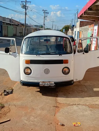 Kombi 1988 em boas condições em dias 