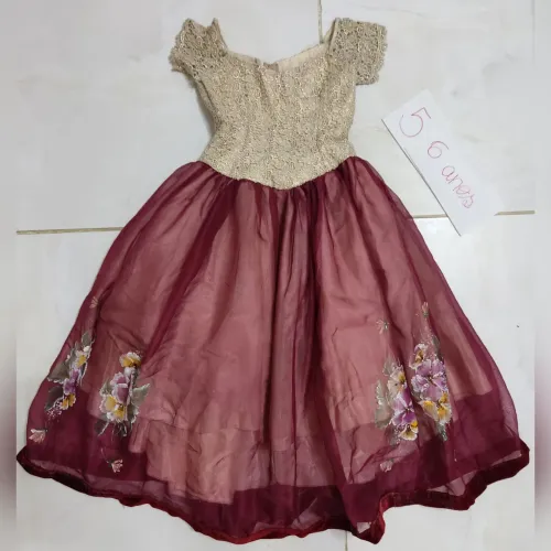 Daminha infantil 5/6 anos dourada e bordô