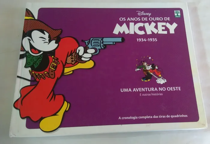 Mickey abril capa dura