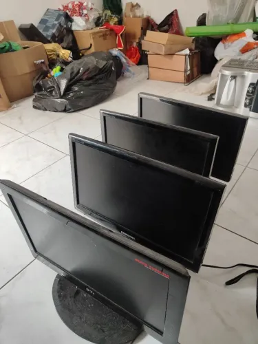 Lote 4 Monitores Semp Toshiba/Samsung/Dell