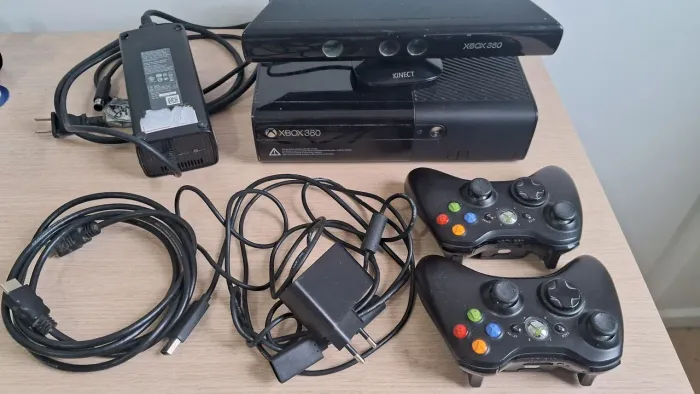 Combo xbox mais 9 jogos originais