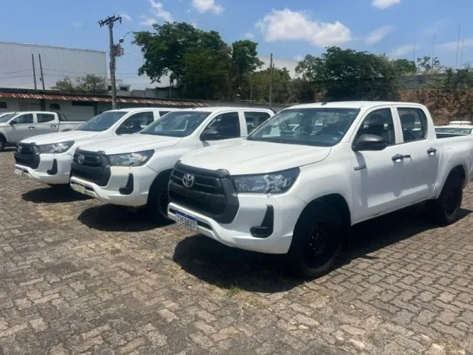 Toyota Hilux CD 4X4 2.8 Diesel Mec. 2024