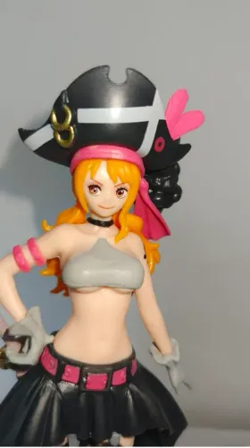 Action figure Nami Coleção One Piece